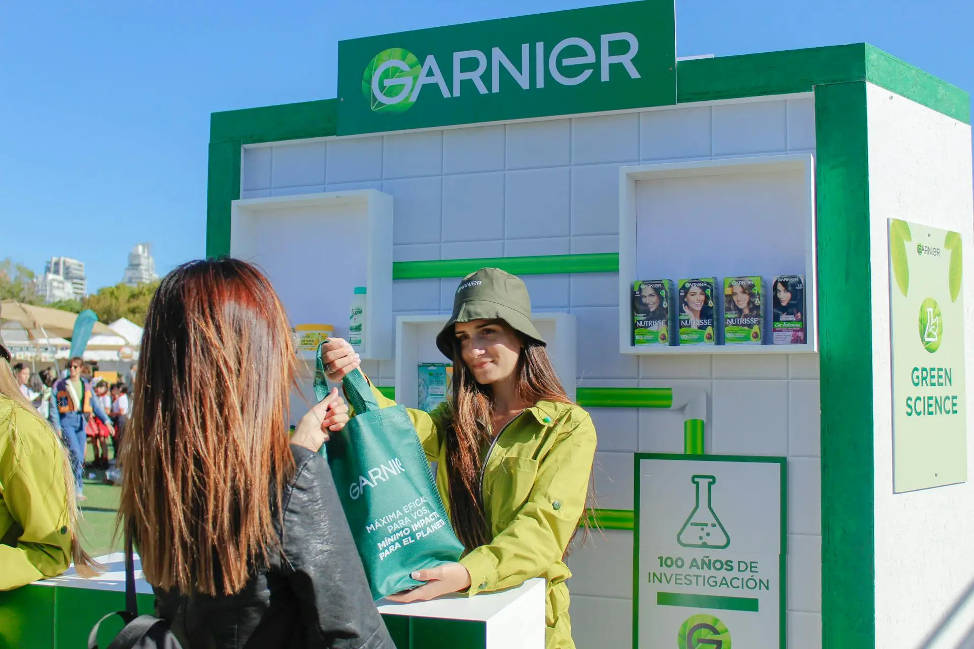 Roadshow & Outdoor Activation Units